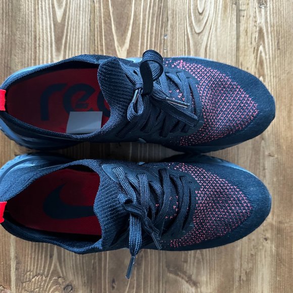 Nike Epic React Flyknit 2 Men's 9.5 - Picture 2 of 5